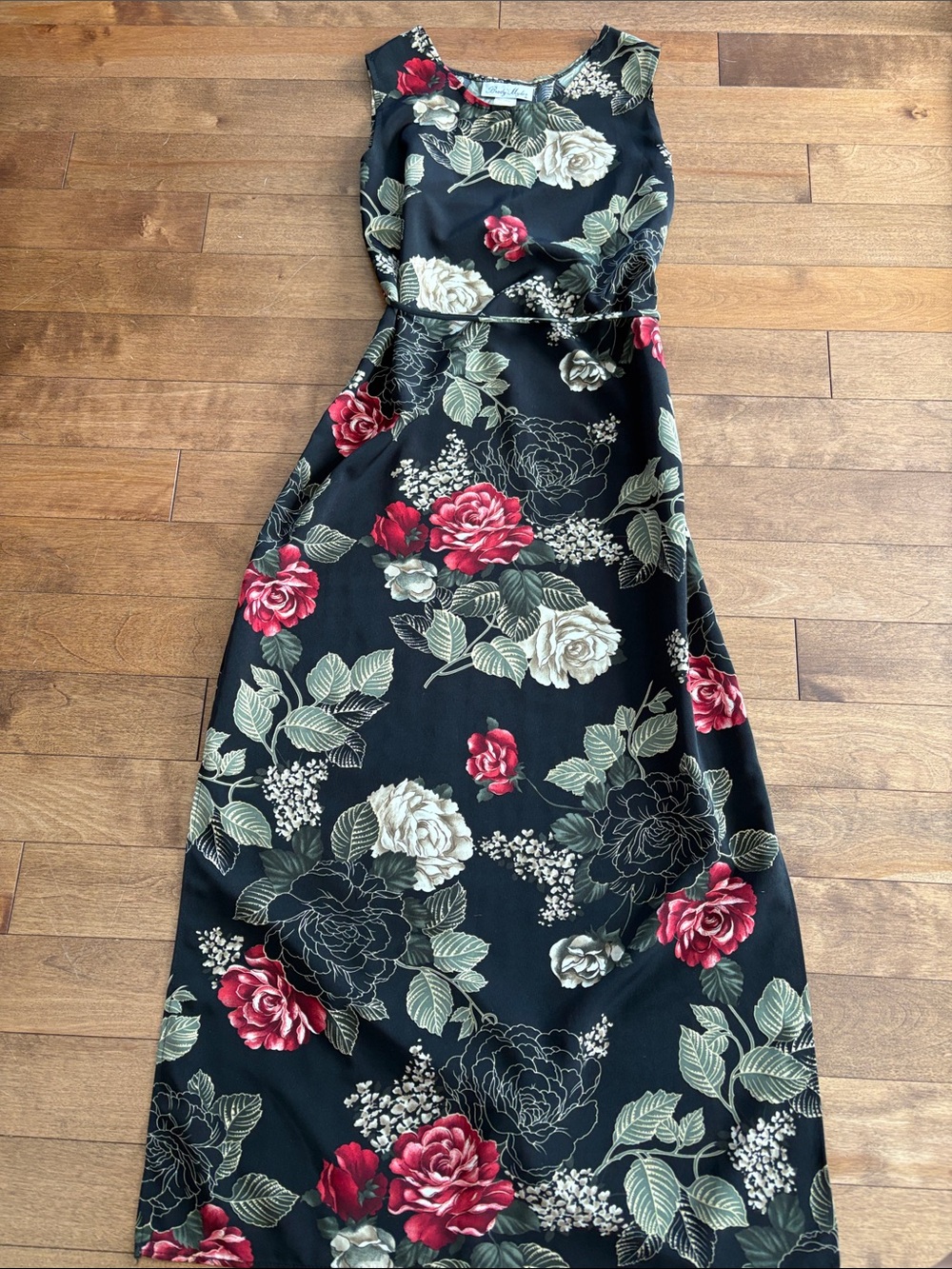 Vintage Floral Sleeveless Maxi Dress in Black with Red & Cream Roses